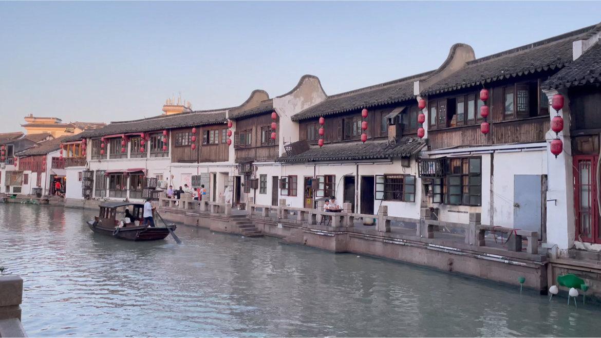 老婆不给你生孩子想离婚怎么发朋友圈？游戏画面